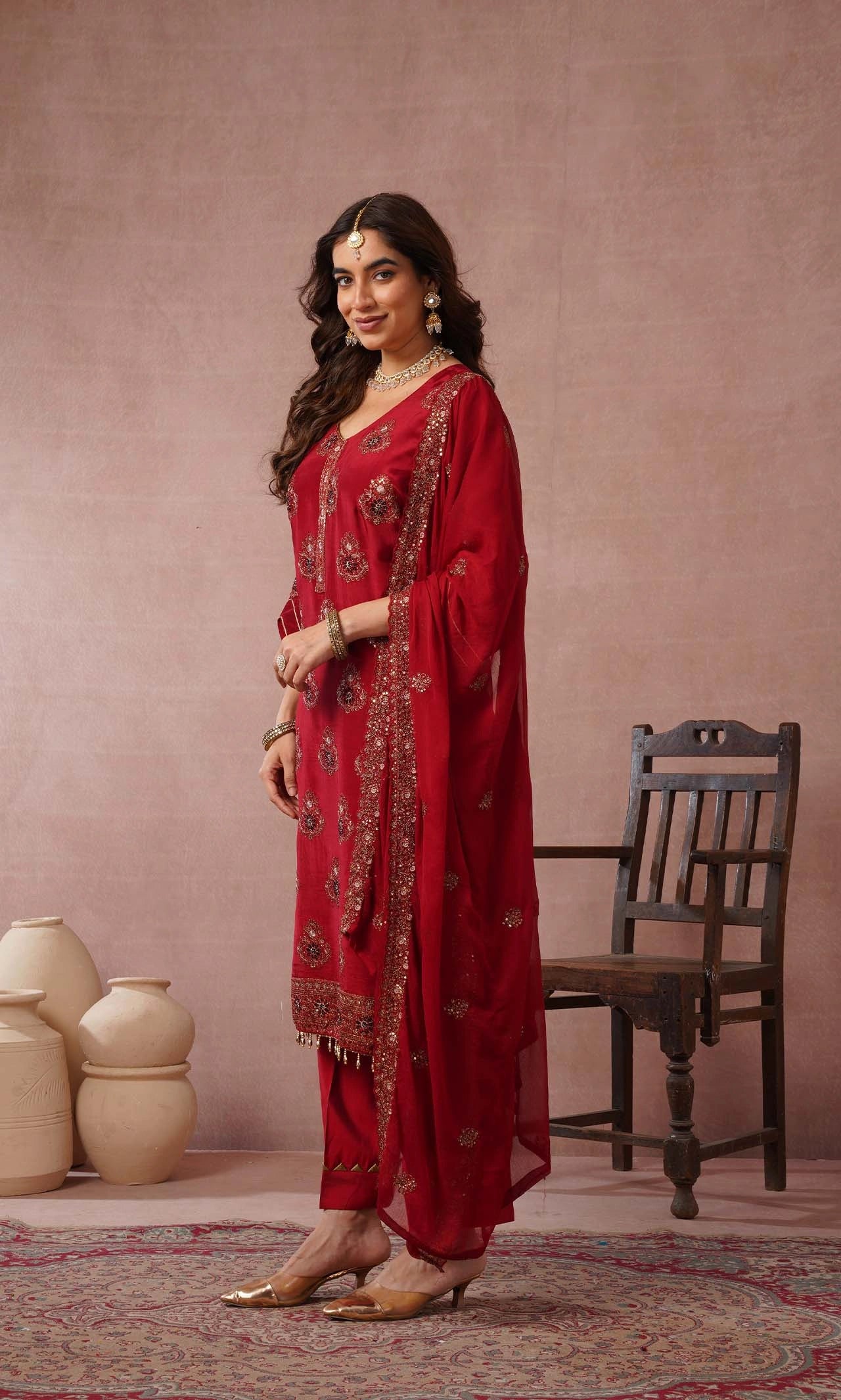 Tanvera Maroon Embroidered Kurta Set With Dupatta