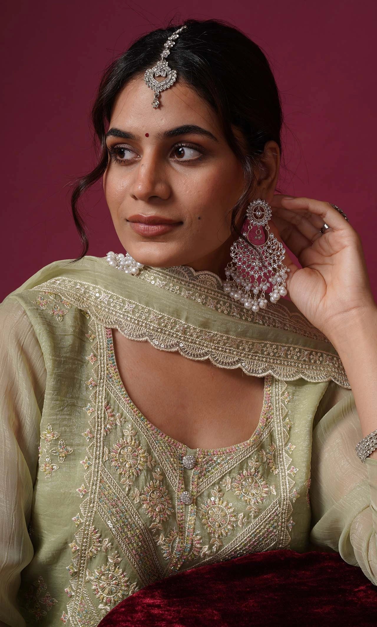 Diamond Pastel Green Embroidered Kurta Set With Dupatta