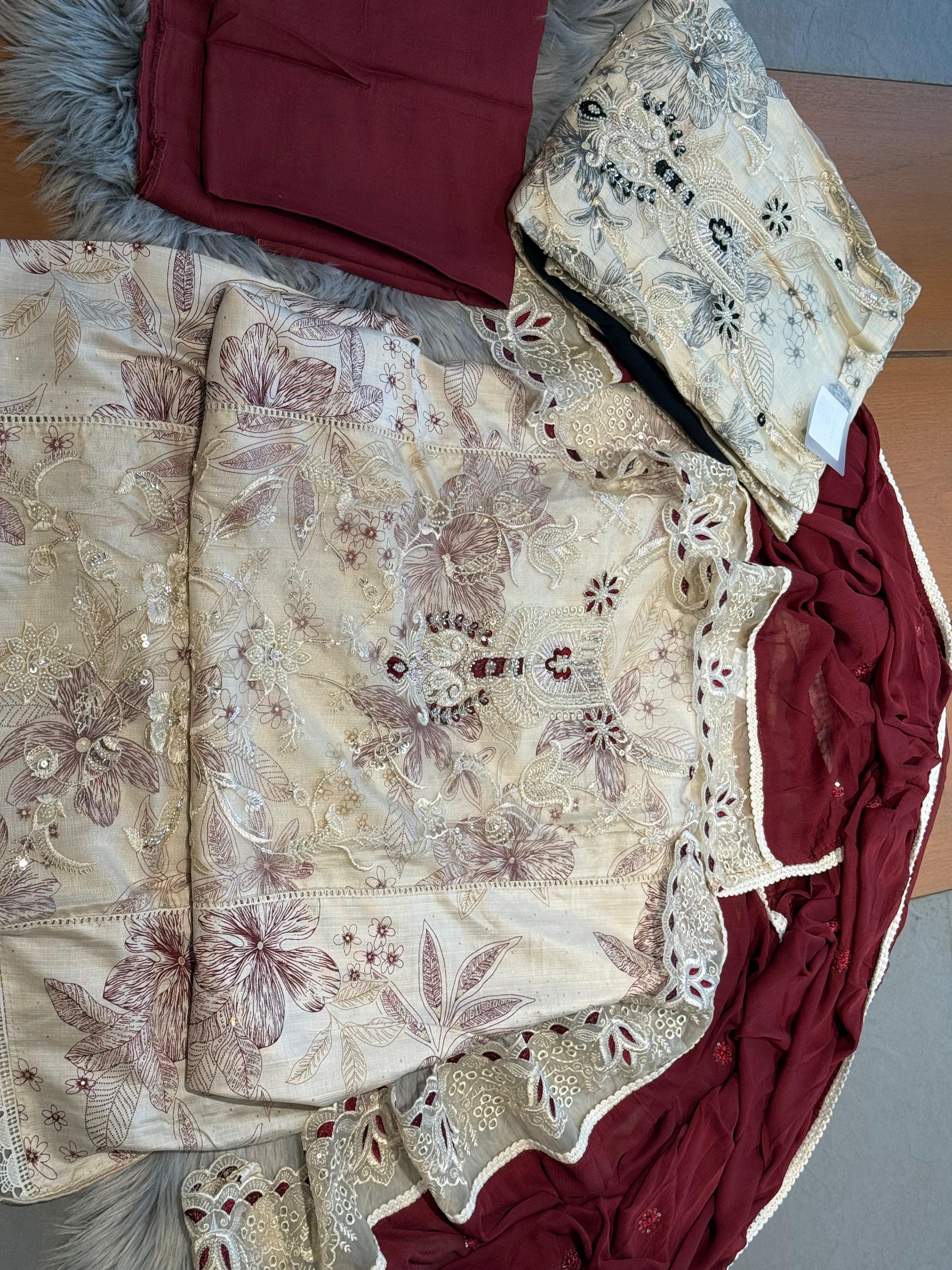 🌼 **Floral Embroidery Unstitched Suit  (3 Piece Set)